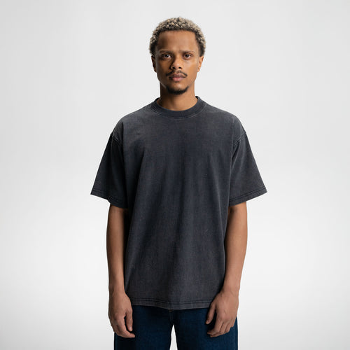Mnml. Comfort Fit Washed T-Shirt