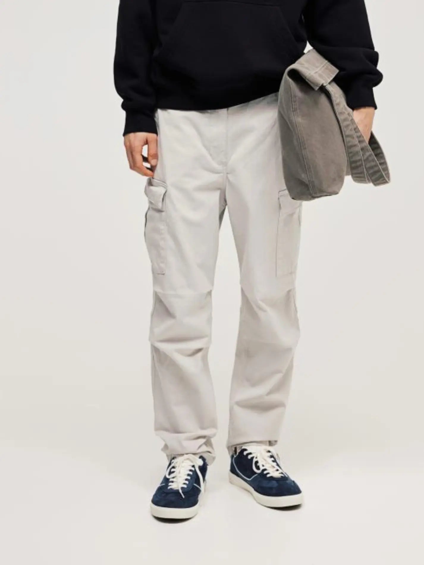 Mnml. Comfy Cargo Pants
