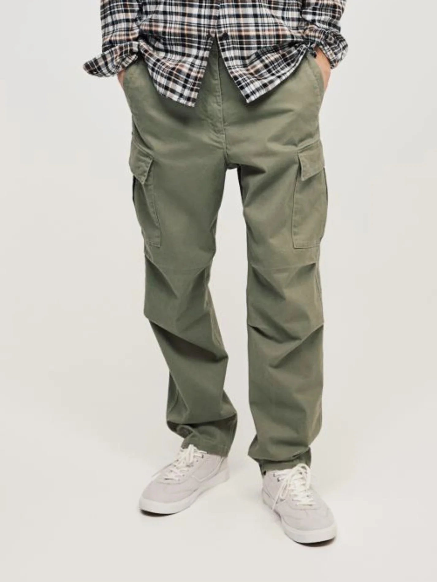 Mnml. Comfy Cargo Pants