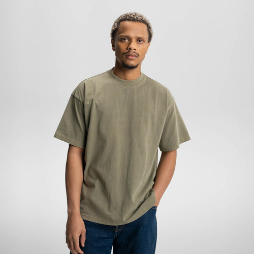 Mnml. Comfort Fit Washed T-Shirt